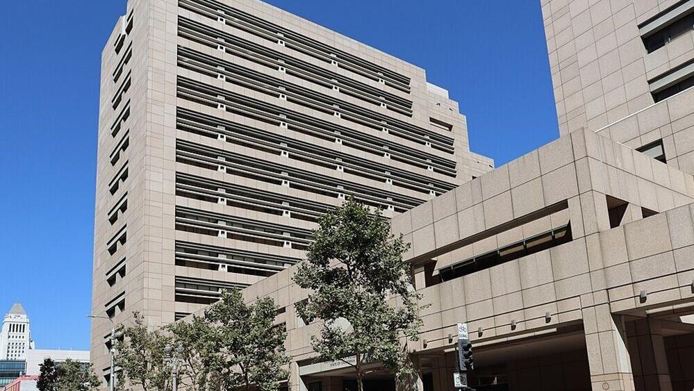 CA court hits lawyer with $10K fine for AI citations, issues warning